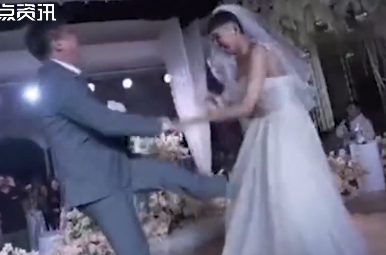 小舅子穿婚紗假扮新娘親新郎 被發現后全場笑噴